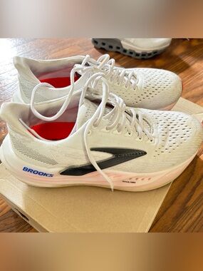 Brooks Glycerin Max Running Shoes - Women's Size 9.5/ Men 8.5